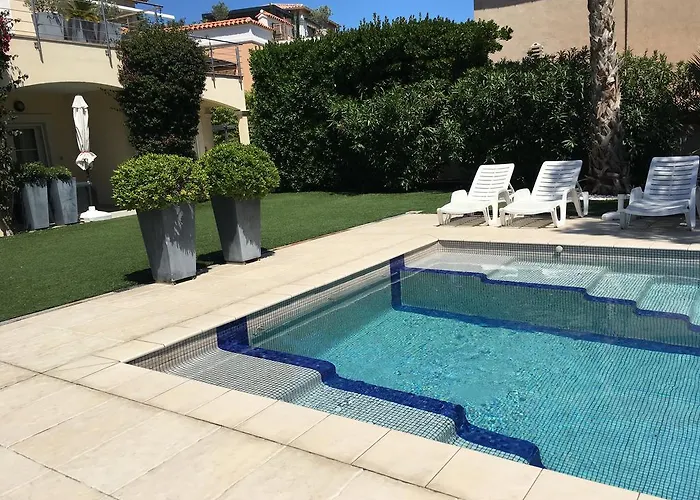 Maxime 3 Pieces * Sainte-Maxime