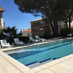 Maxime 3 Pieces Apartment *