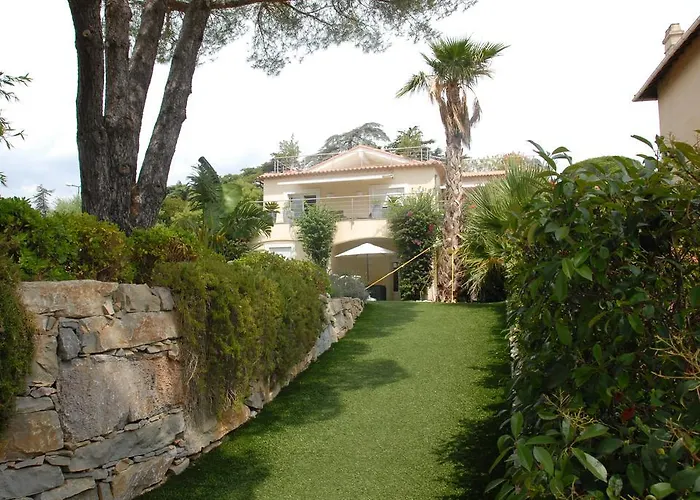 Appartement Maxime 3 Pieces *